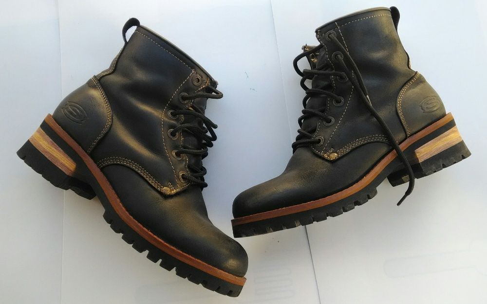 botas marca skechers